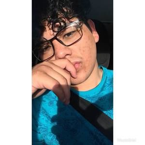 Meet your Posher, Luis